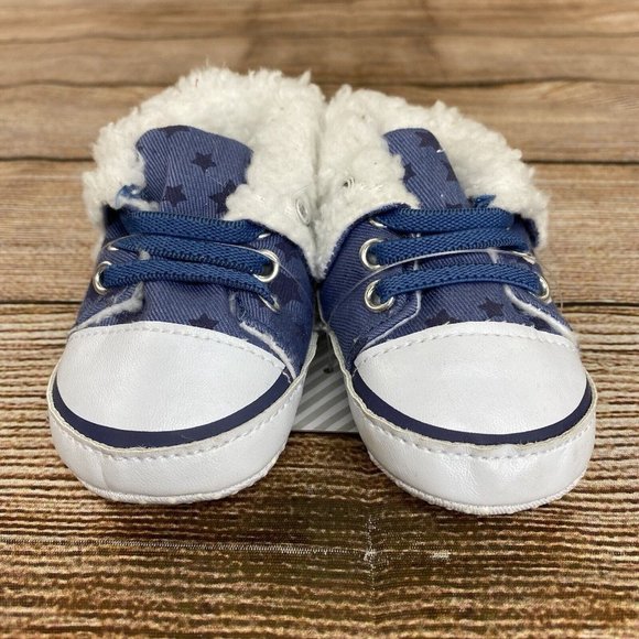 Baby Sporty Shoes Infant Size 18 / 19 Slip On Faux Fur Trim Sneakers - NEW - Picture 2 of 4